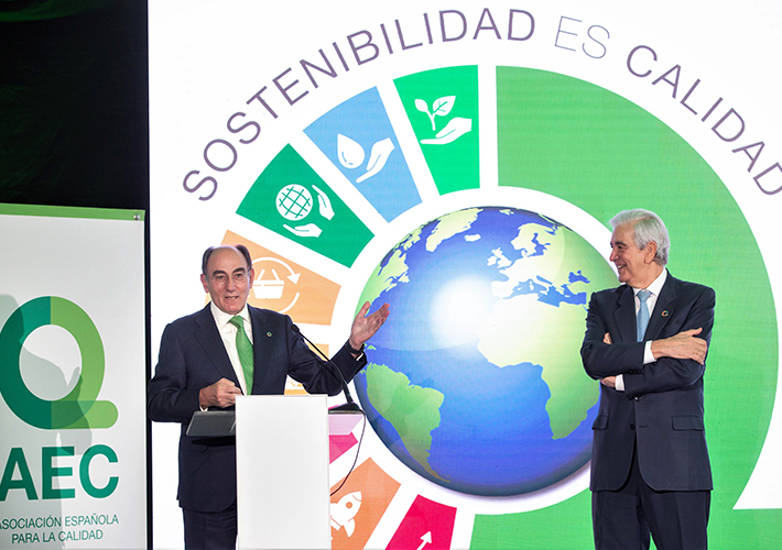 Foto Ignacio Galán, Premio al Liderazgo Directivo por la AEC: “Hoy la calidad es desarrollo sostenible”
